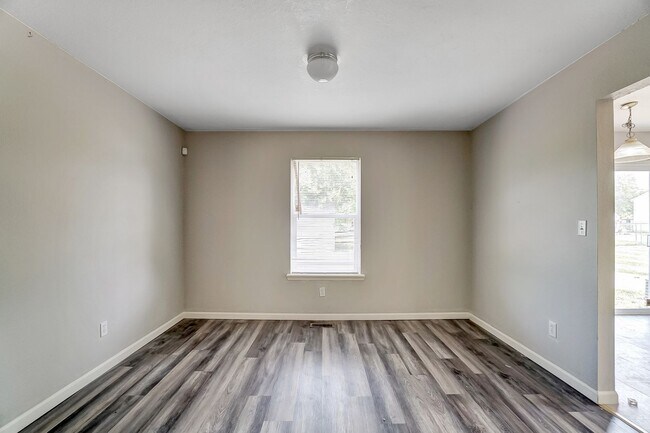 Building Photo - 3612 Willow Run Dr
