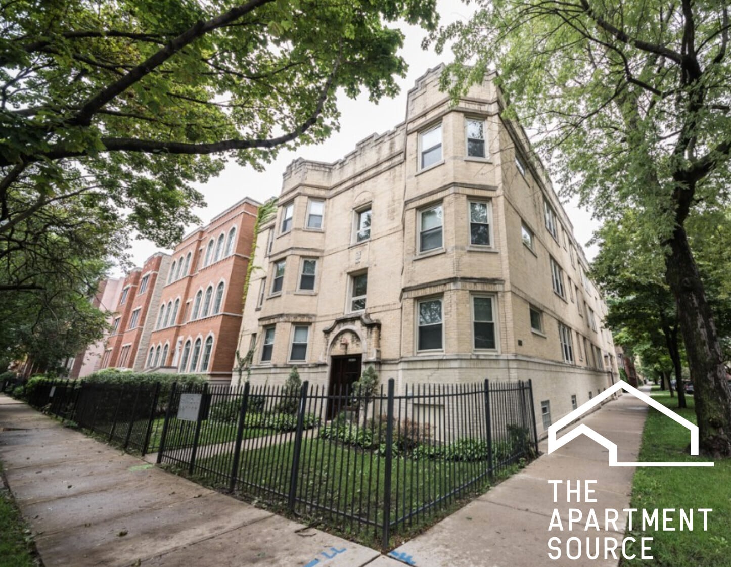 Building Photo - 2920 W Cullom Ave