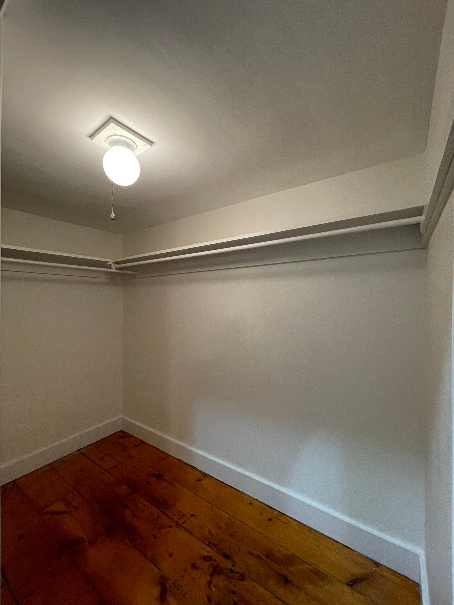 Building Photo - 261 Russells Mills Rd