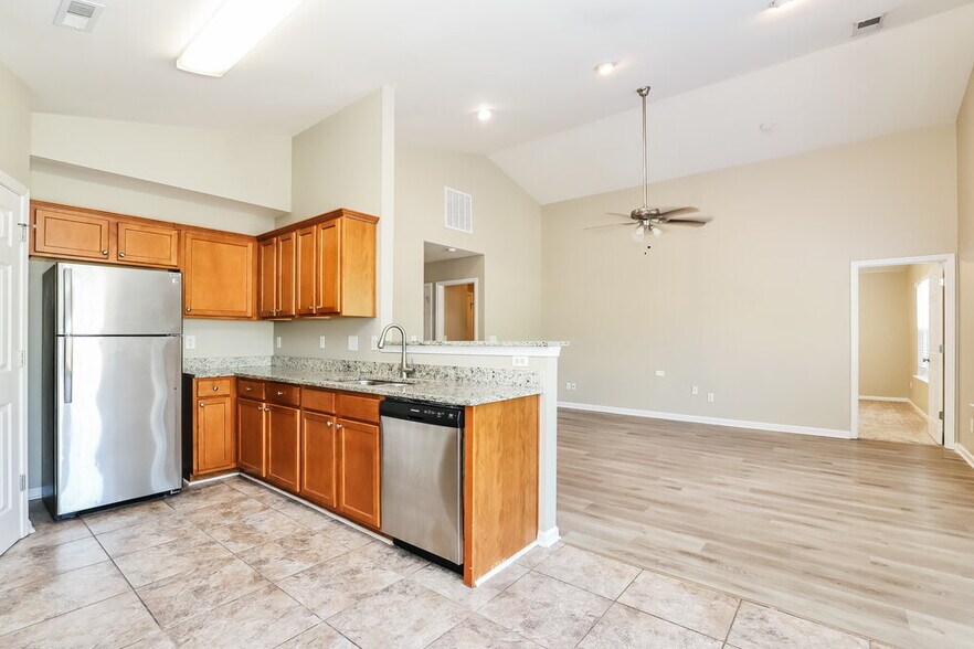 Building Photo - 4412 Gray Wolf Way