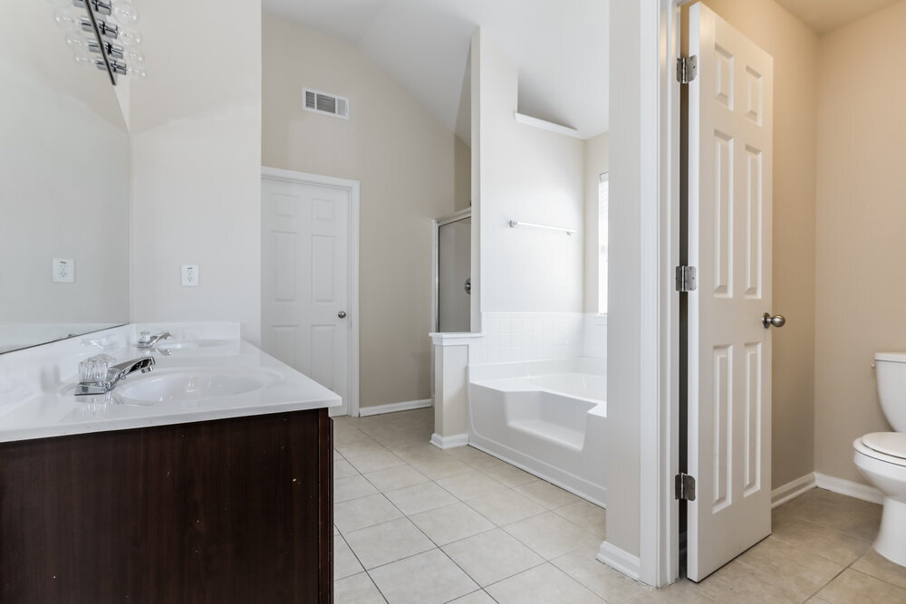 Building Photo - 3752 Sunbridge Dr SW