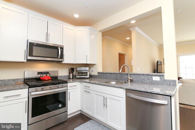 Building Photo - 5322 Palomino Ct