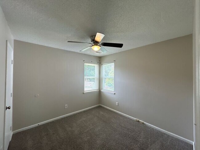 Building Photo - T.R. Lawing Property