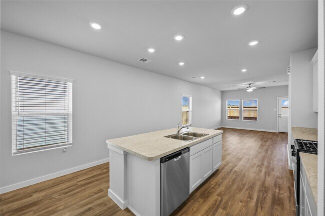 Building Photo - 17022 Pandora Wy