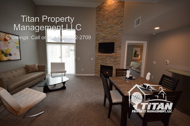 Building Photo - 637 N Waldoch Dr