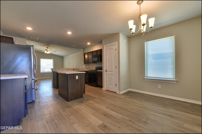 Building Photo - 14557 Faxon Yucca