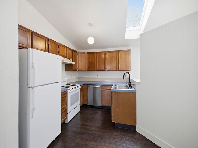 Building Photo - 2742 Pampas Dr