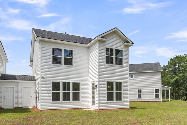 Building Photo - 335 Chapman Cir