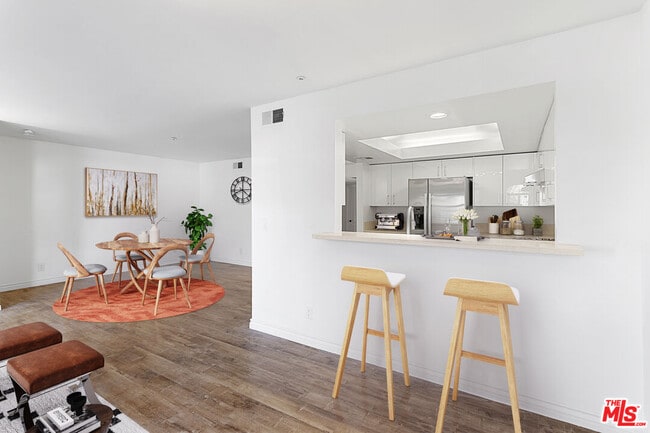 Building Photo - 1255 Federal Ave