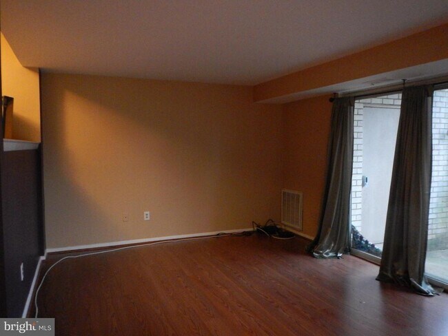 Building Photo - 14618 Bauer Dr