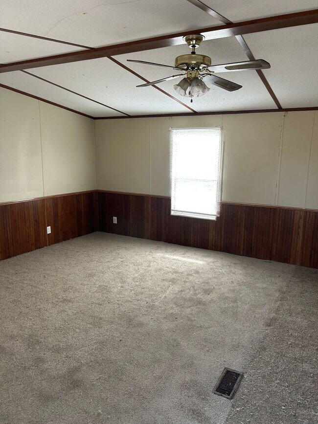 Building Photo - Available Now! Rent 3 bedroom home in Aiken!