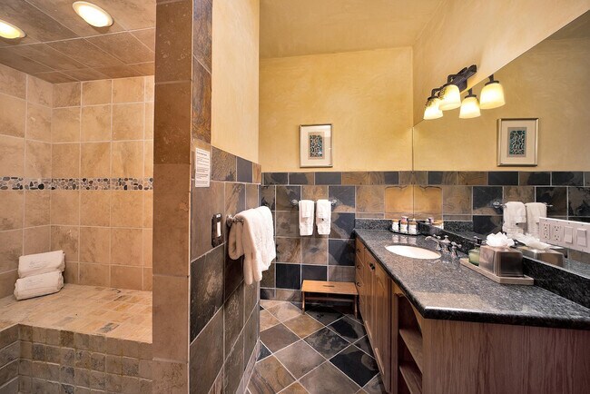 Building Photo - 162 San Joaquin Rd