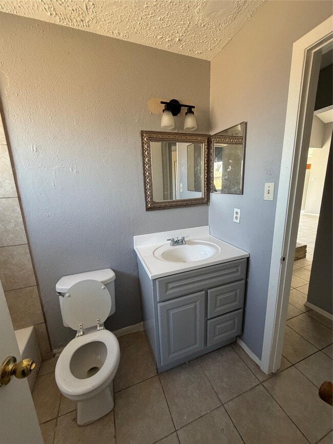 Building Photo - 19310 Cypress Canyon Dr