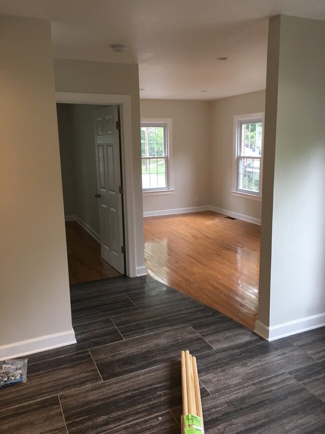 Building Photo - 1700 Packard St