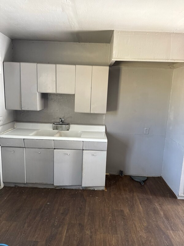 Building Photo - 3610 Ninock St