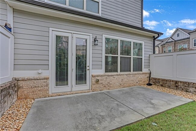 Building Photo - 3638 Moorewood Ln S E