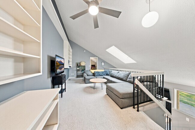 Building Photo - 2133 Tamarin Trail