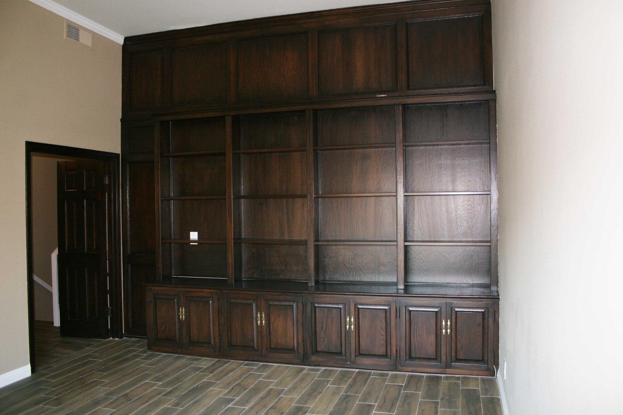 Building Photo - 13065 Mindanao Way