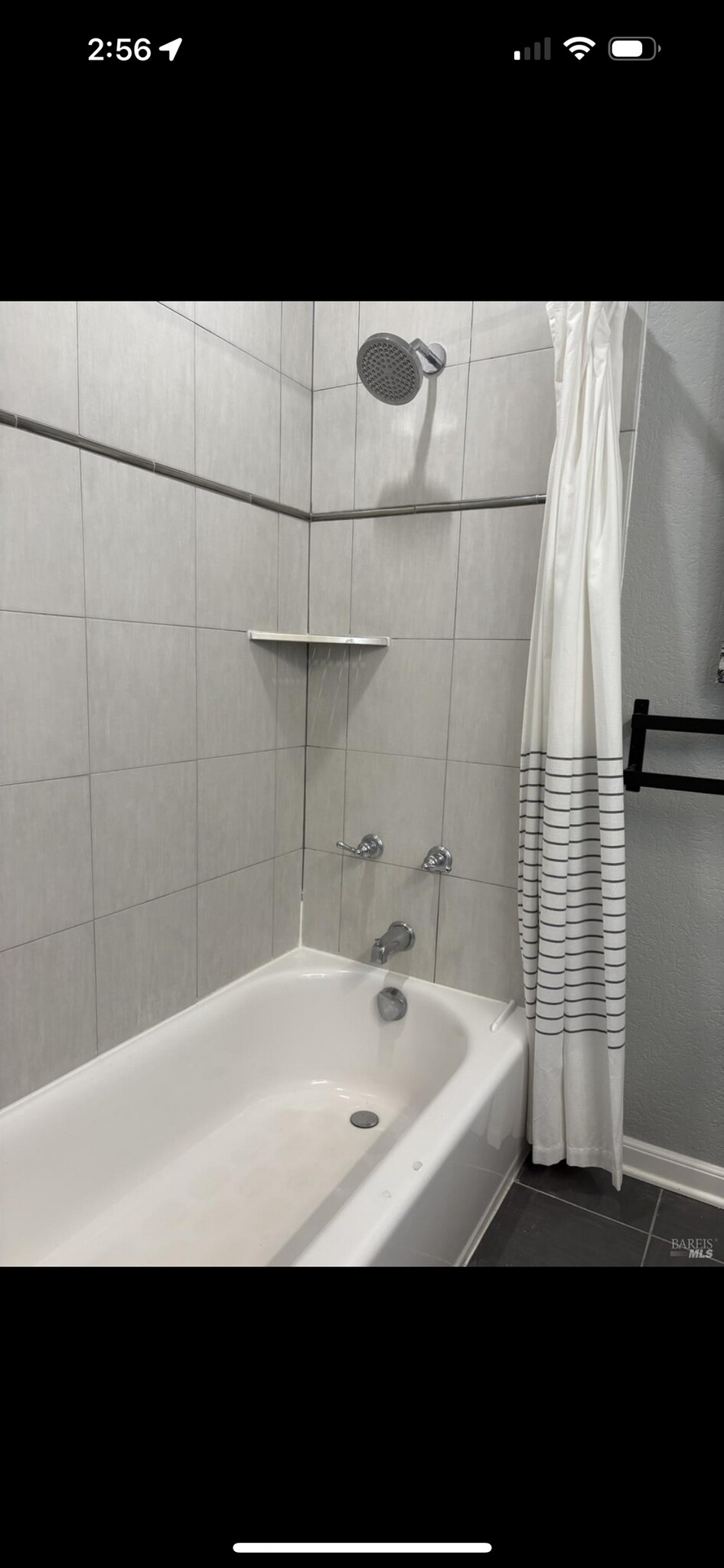 Building Photo - 142 Bungalow Ave