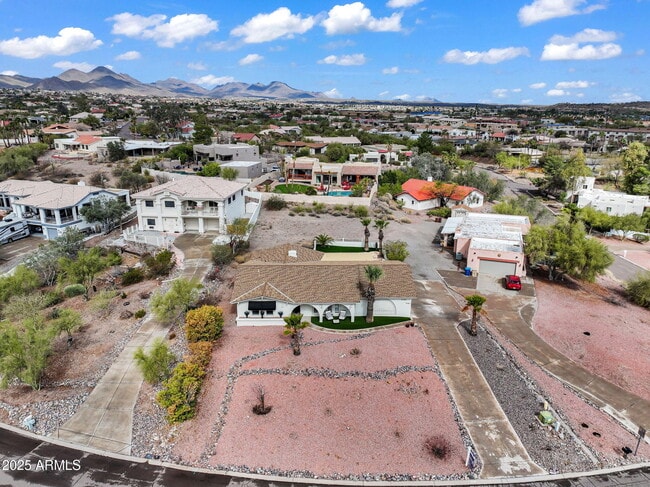 Building Photo - 17218 E Parlin Dr