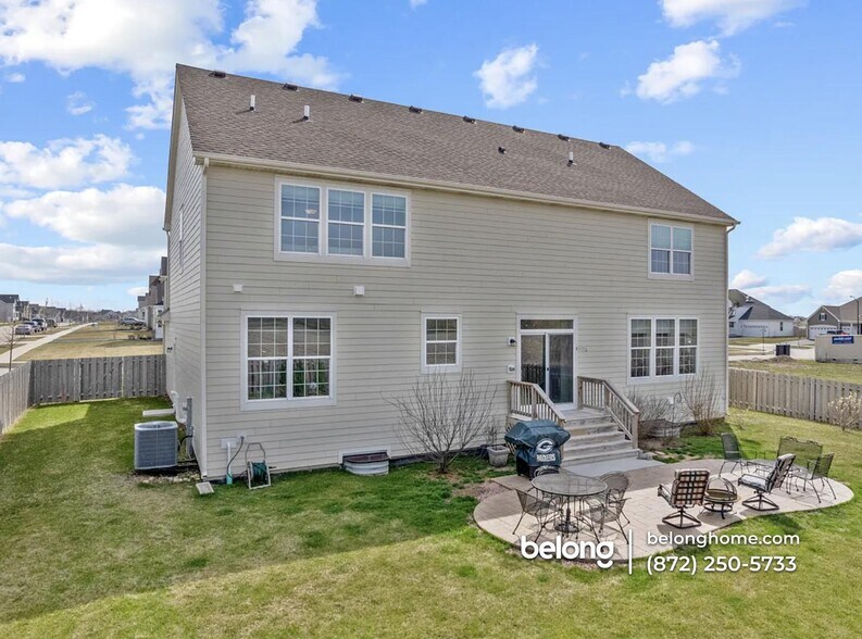Building Photo - 1812 Empress Dr