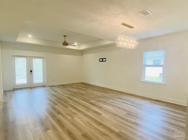 Building Photo - 874 Windhill Dr