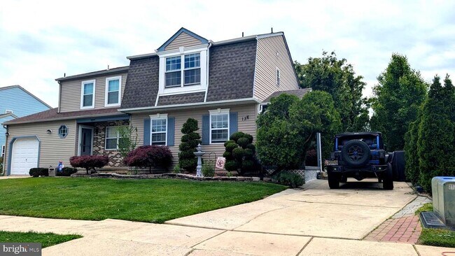 Building Photo - 13 Fostertown Ln
