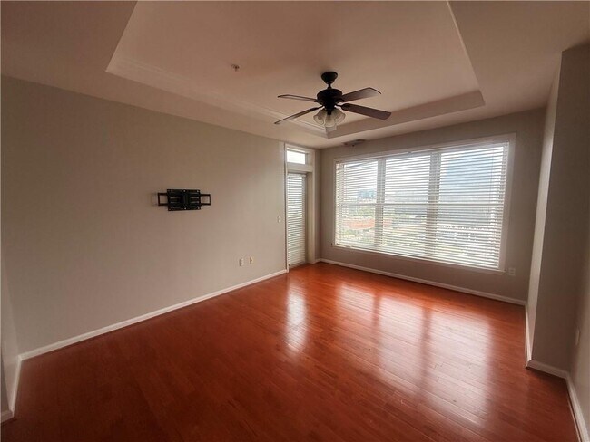 Building Photo - 3334 Peachtree Rd