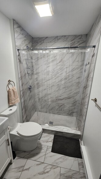 Building Photo - 19 Peverell St