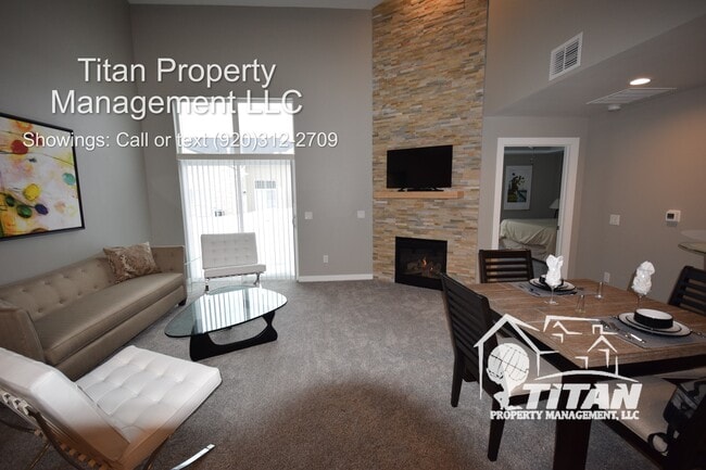 Building Photo - 637 N Waldoch Dr