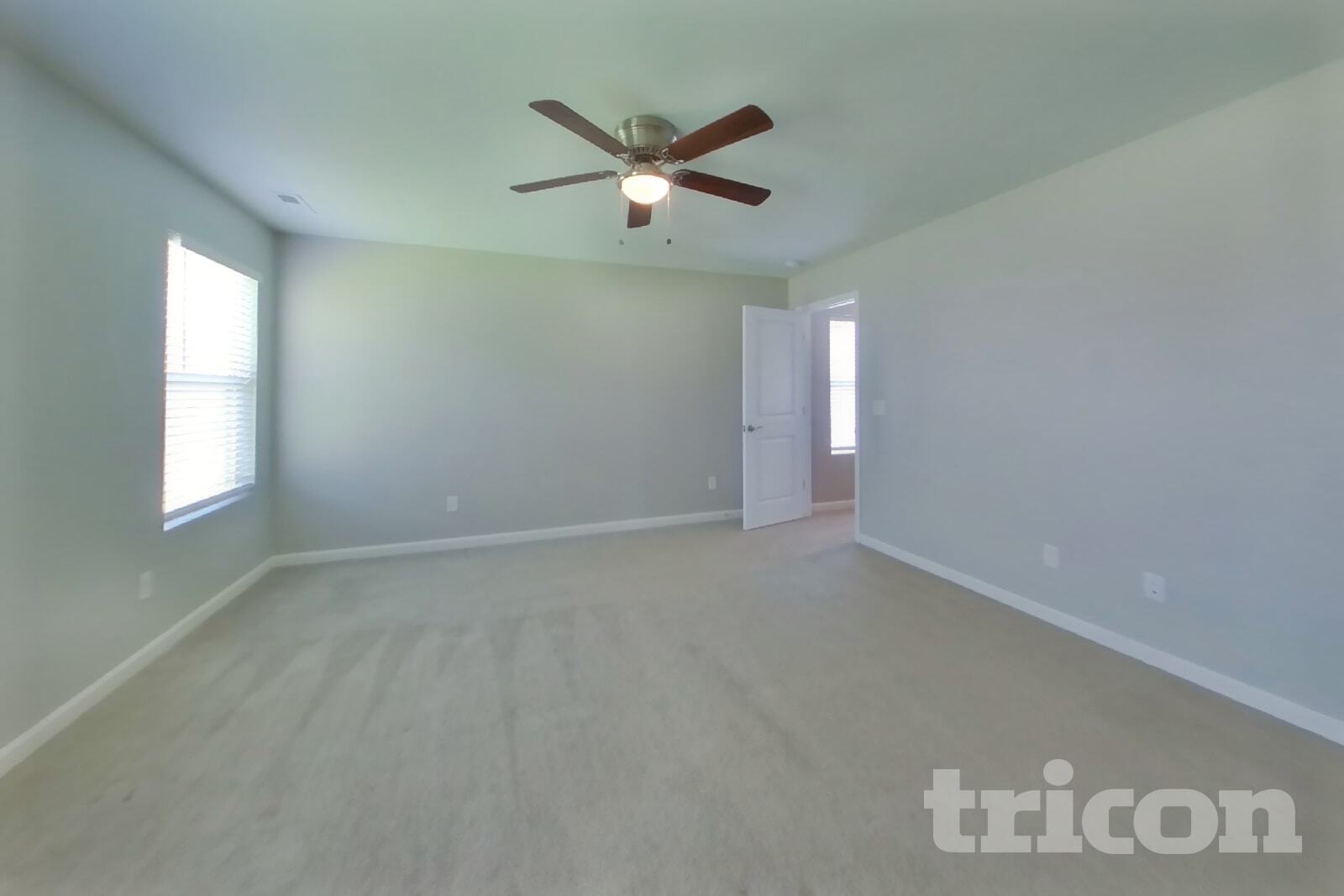 Building Photo - 1035 Lonergan Cir