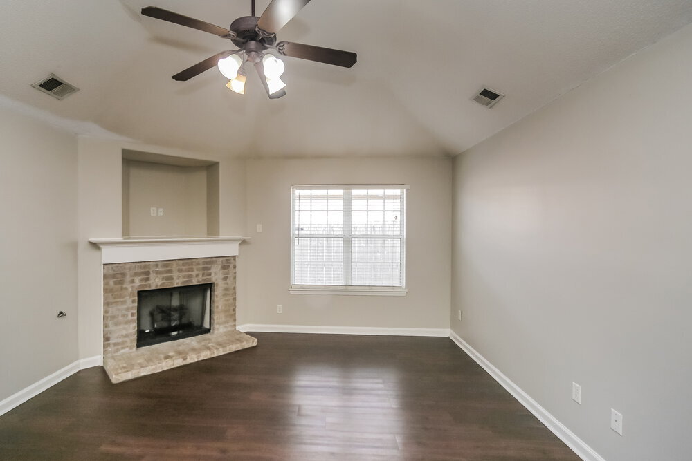 Building Photo - 1719 Brentford Cove