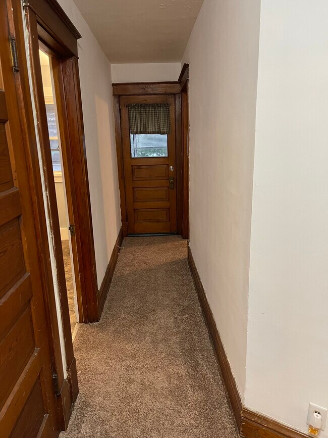 Building Photo - 1220 11th St