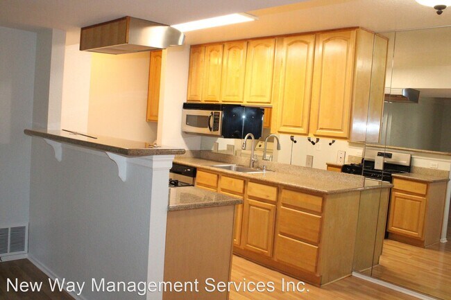 Building Photo - 2 br, 2 bath House - 1223 Lakeview Circle