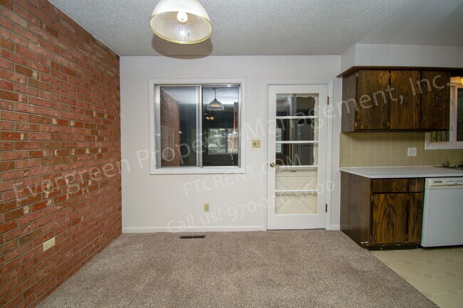 Building Photo - 1321-1323 E. 16th St.