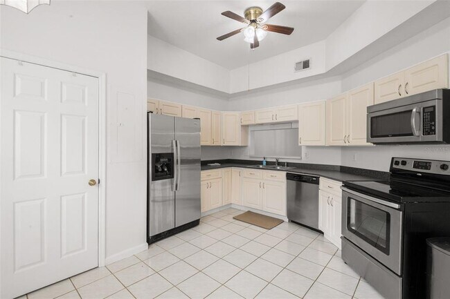 Building Photo - 1644 Arabian Ln