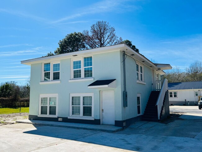 Building Photo - 1217 N 44th St
