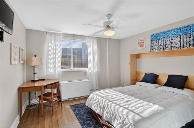 Building Photo - 215 Piedmont Ave NE