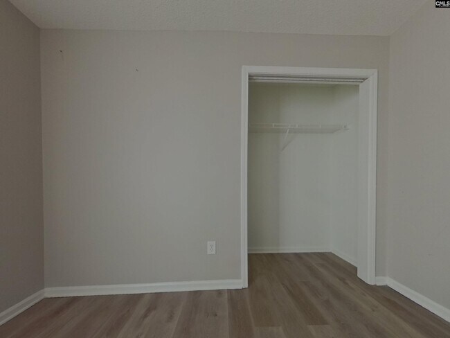 Building Photo - 3 Glen Knoll Ct