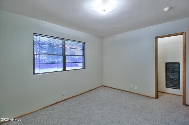 Building Photo - 375 S Buena Vista Ave