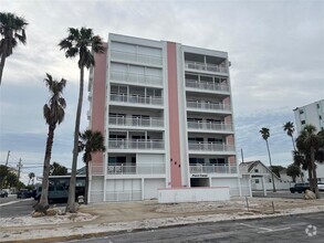 Building Photo - 555 Gulf Way