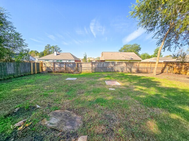 Building Photo - 12645 Lake Conroe Hills Dr