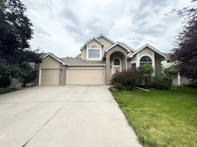 Building Photo - Stunning 4 Bedroom, 3.5 Bath with 3 car attached garage Home in Paragon Estates in Fort Collins, CO
