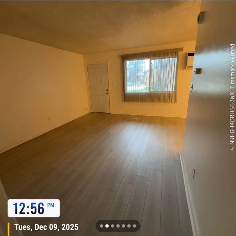 Building Photo - 501 Lansing Dr