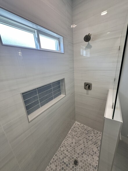 Building Photo - 11313 N 25th St