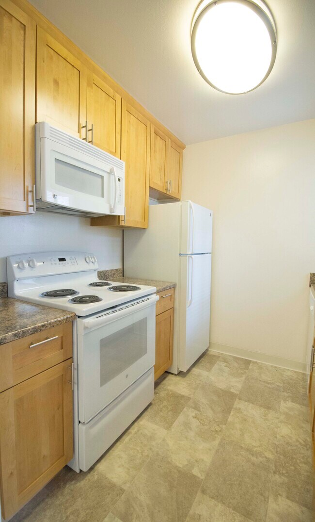 Building Photo - Kenwal Apartments