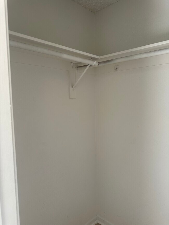 Building Photo - 15524 Sherman Way