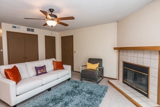 Building Photo - Oakhill Estates