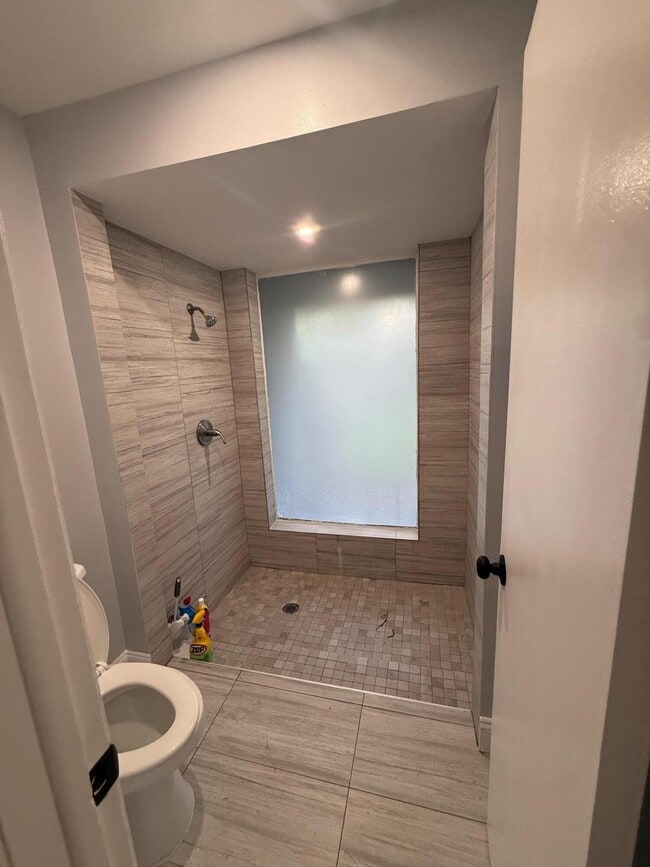 Building Photo - 3524 NW 73rd Way