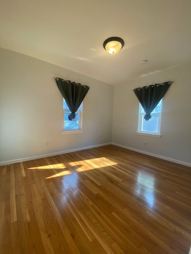 Building Photo - Perry District Gem – Move-In Ready 3 plus Bed / 2 Bath Brick Home with Finished Basement & 2-Car ...